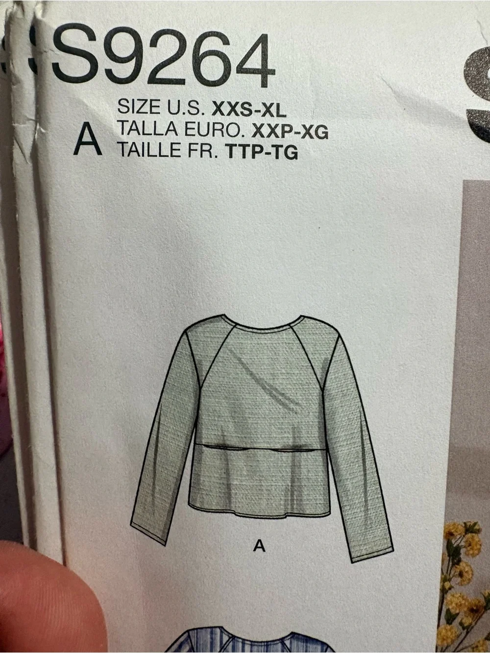 BN UNCUT SIMPLICITY 9264 A SEWING PATTERNS TOPS & PULL ON SKIRTS